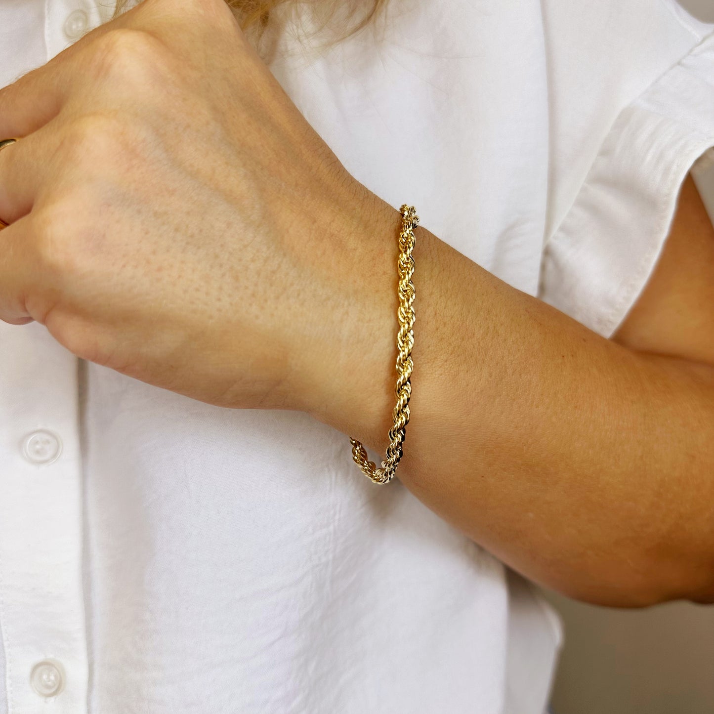 Luxurious 18K Gold Filled Rope Bracelet - Everyday Elegance That Lasts