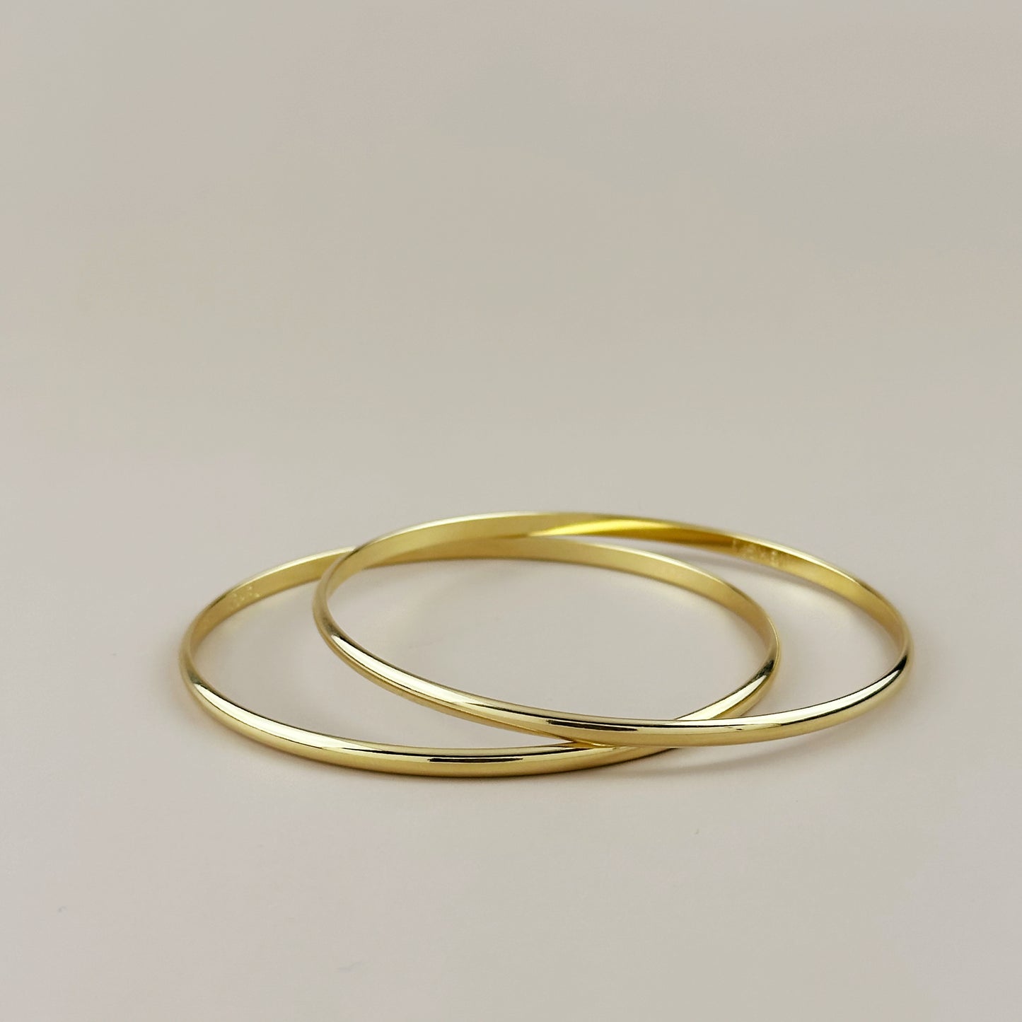 Classic Bangle Bracelet - Smooth Polished 1.8mm Wide Band for Women