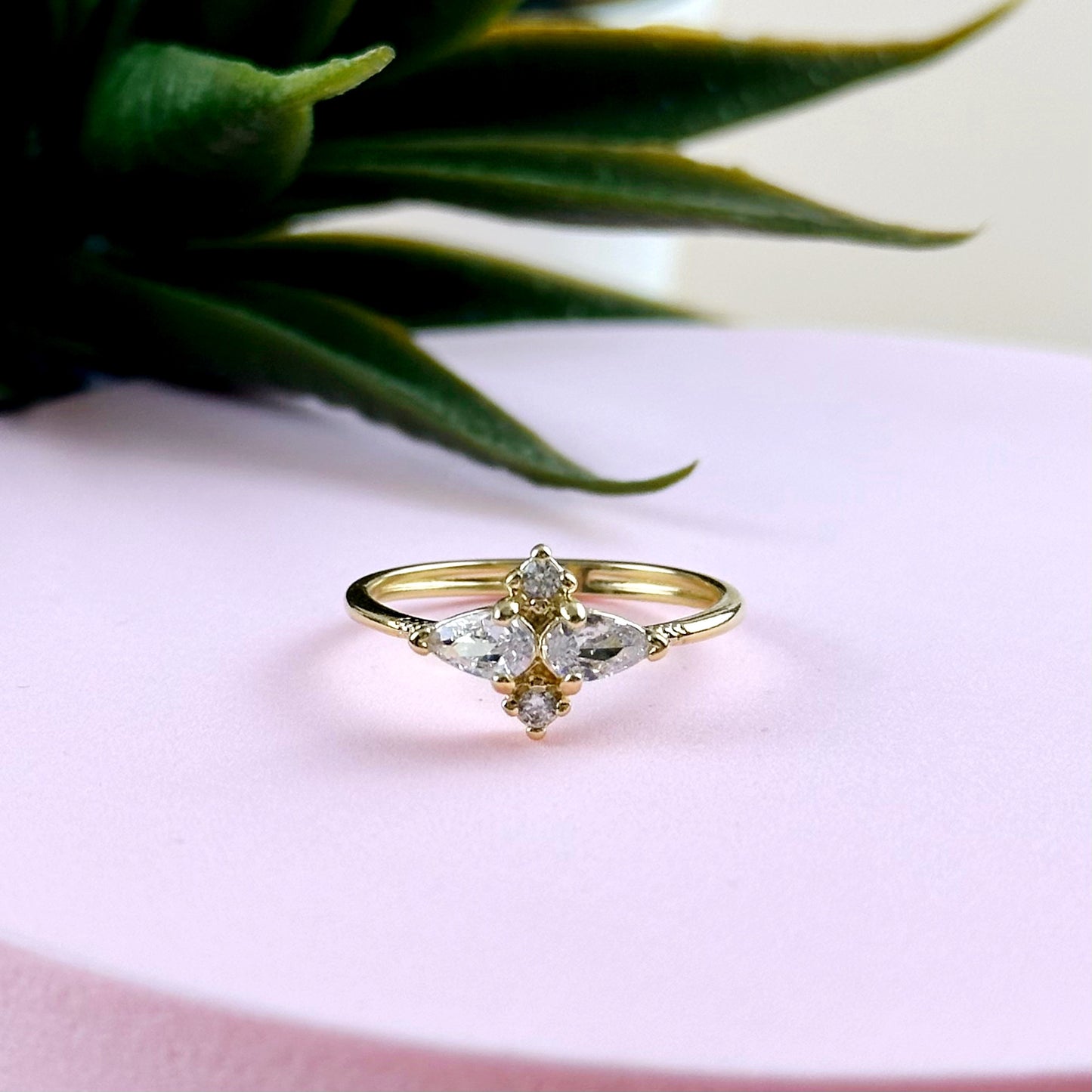 Vintage Flower Ring for Women - Delicate CZ Floral Statement Ring