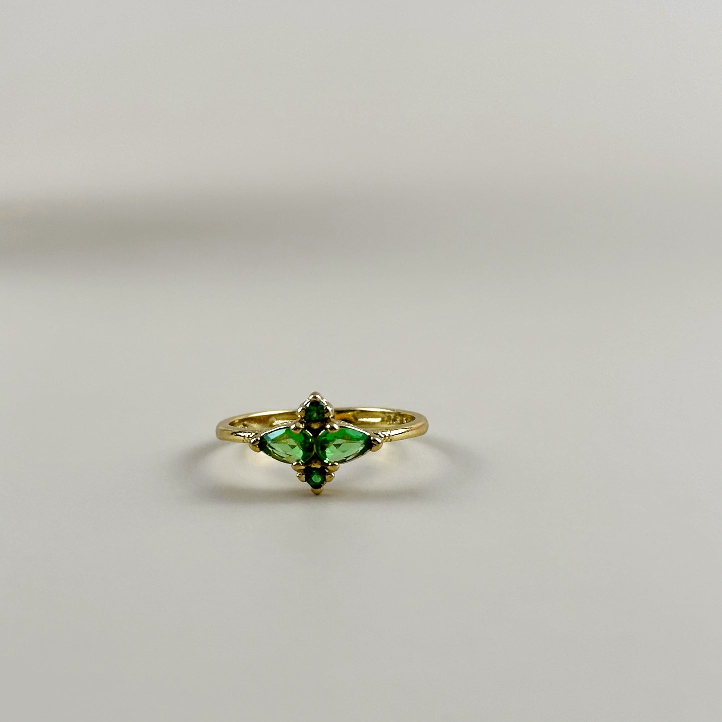 Vintage Flower Ring for Women - Delicate CZ Floral Statement Ring