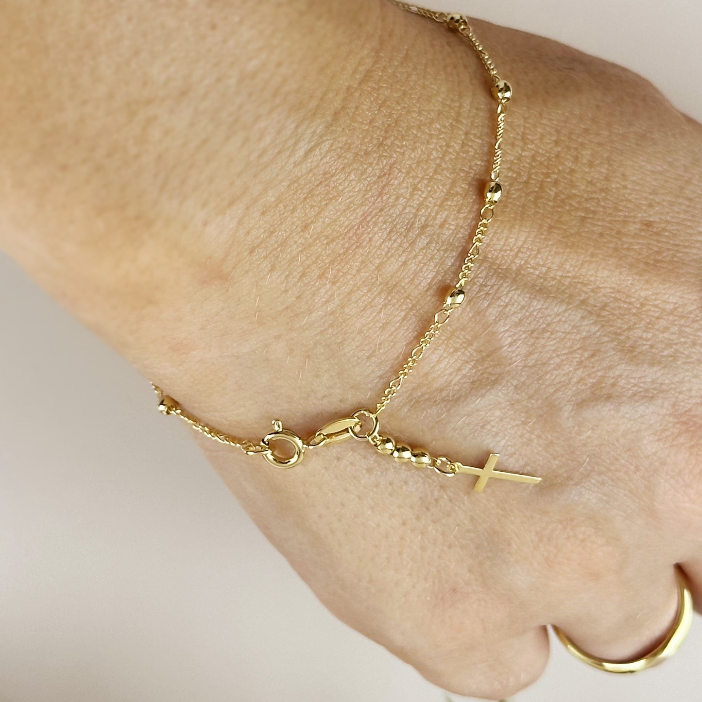 Cross Bracelet for Women - Beaded Religious Jewelry with Faith Charm