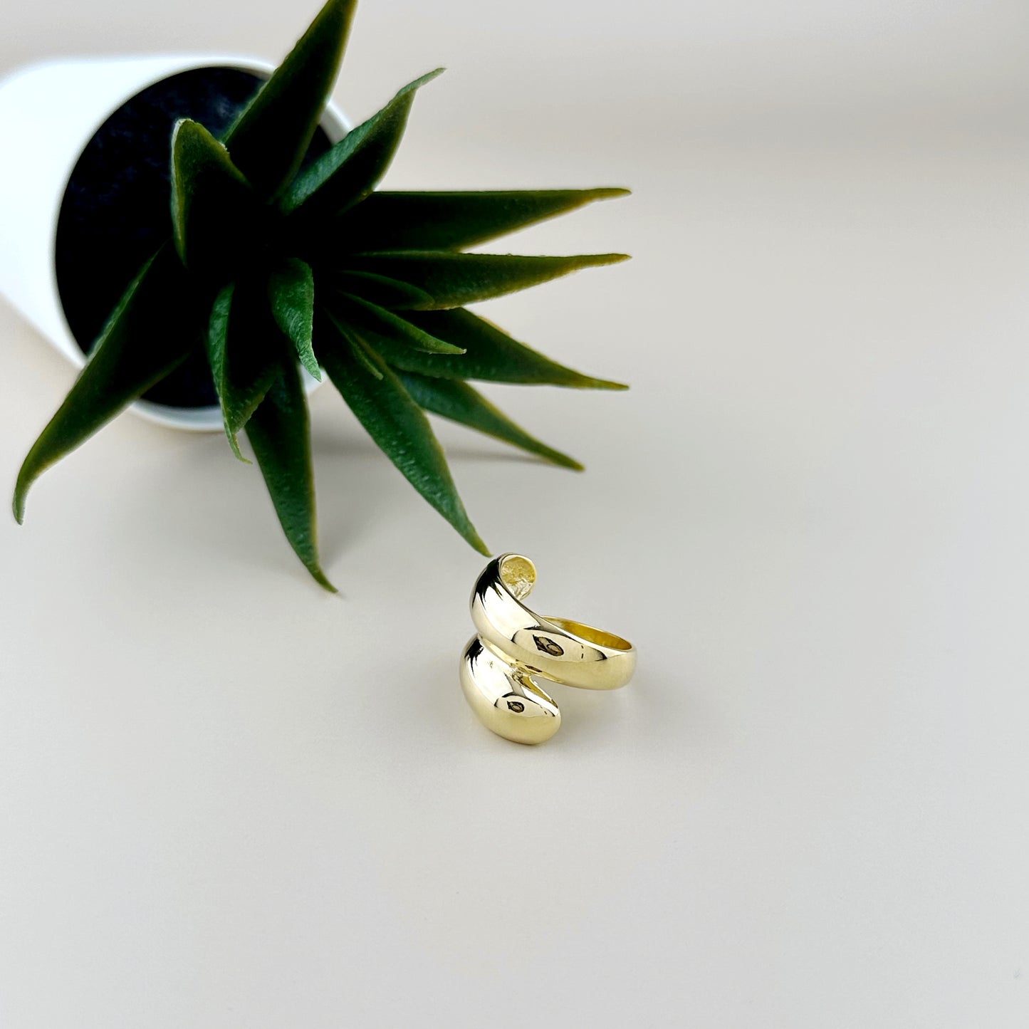 Wrap-Around Ring - Luxury Statement Ring for Women