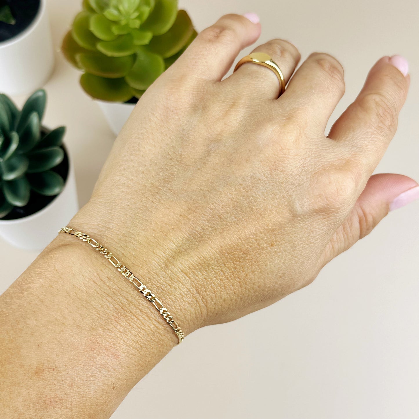 Figaro Chain Bracelet - Classic Women's Gold Bracelet