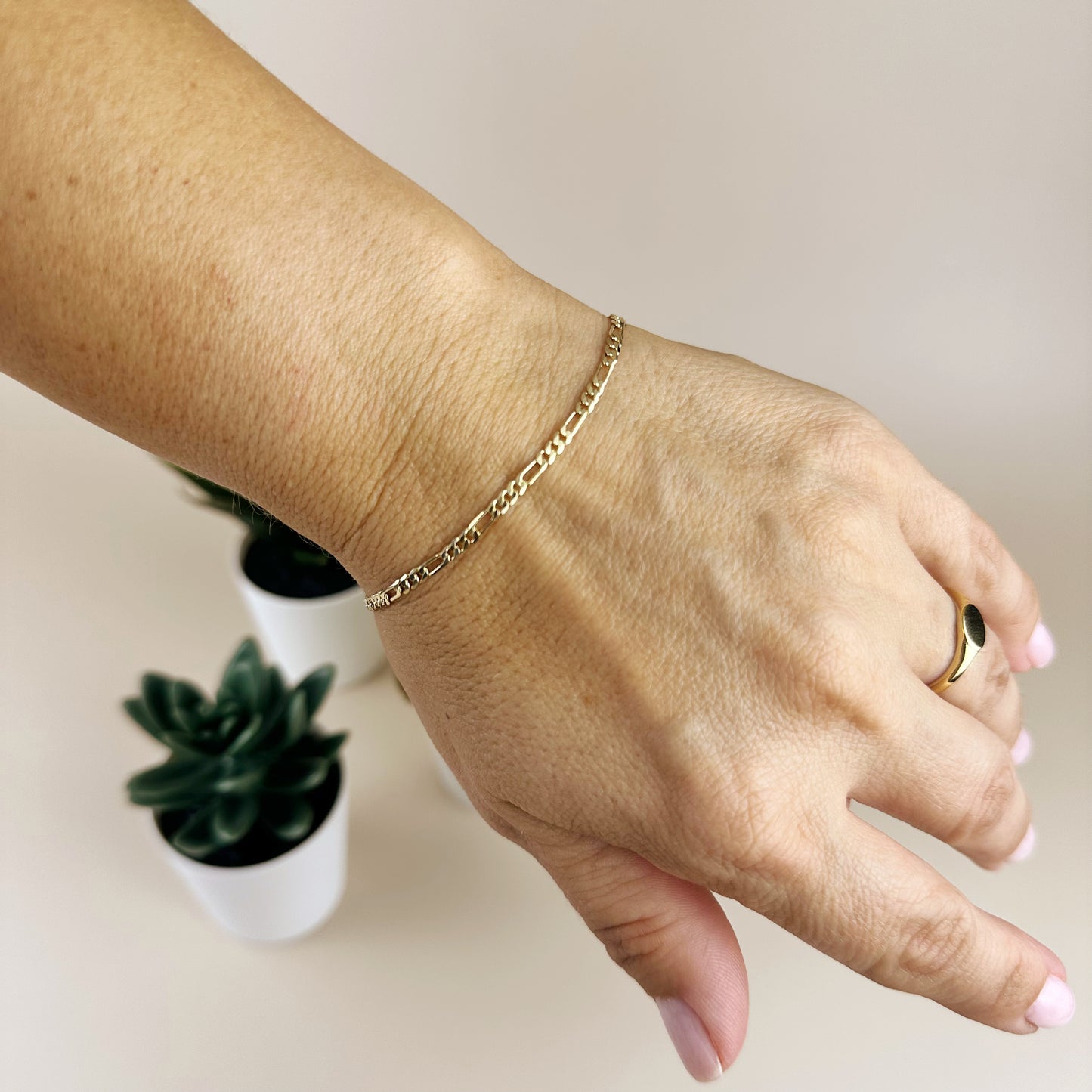 Figaro Chain Bracelet - Classic Women's Gold Bracelet