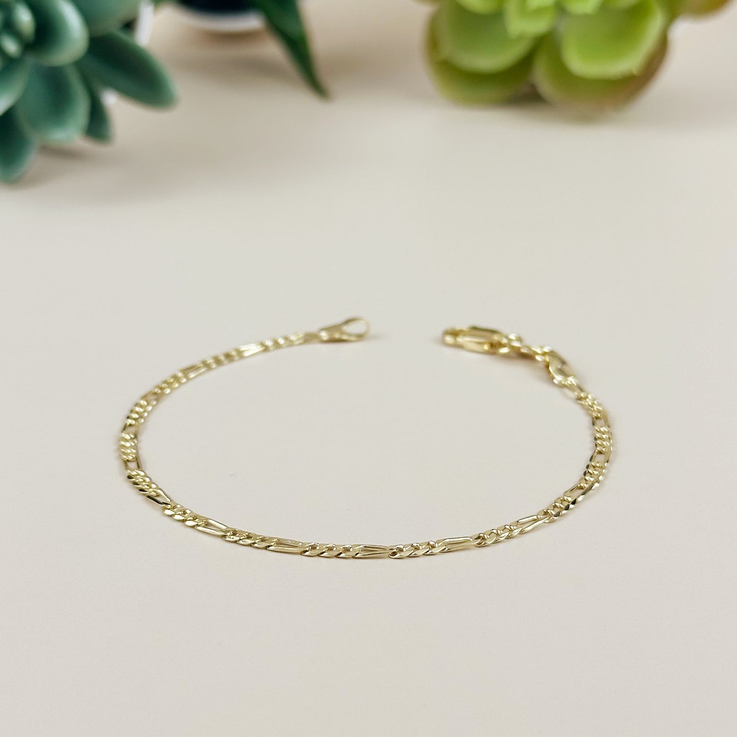 Figaro Chain Bracelet - Classic Women's Gold Bracelet