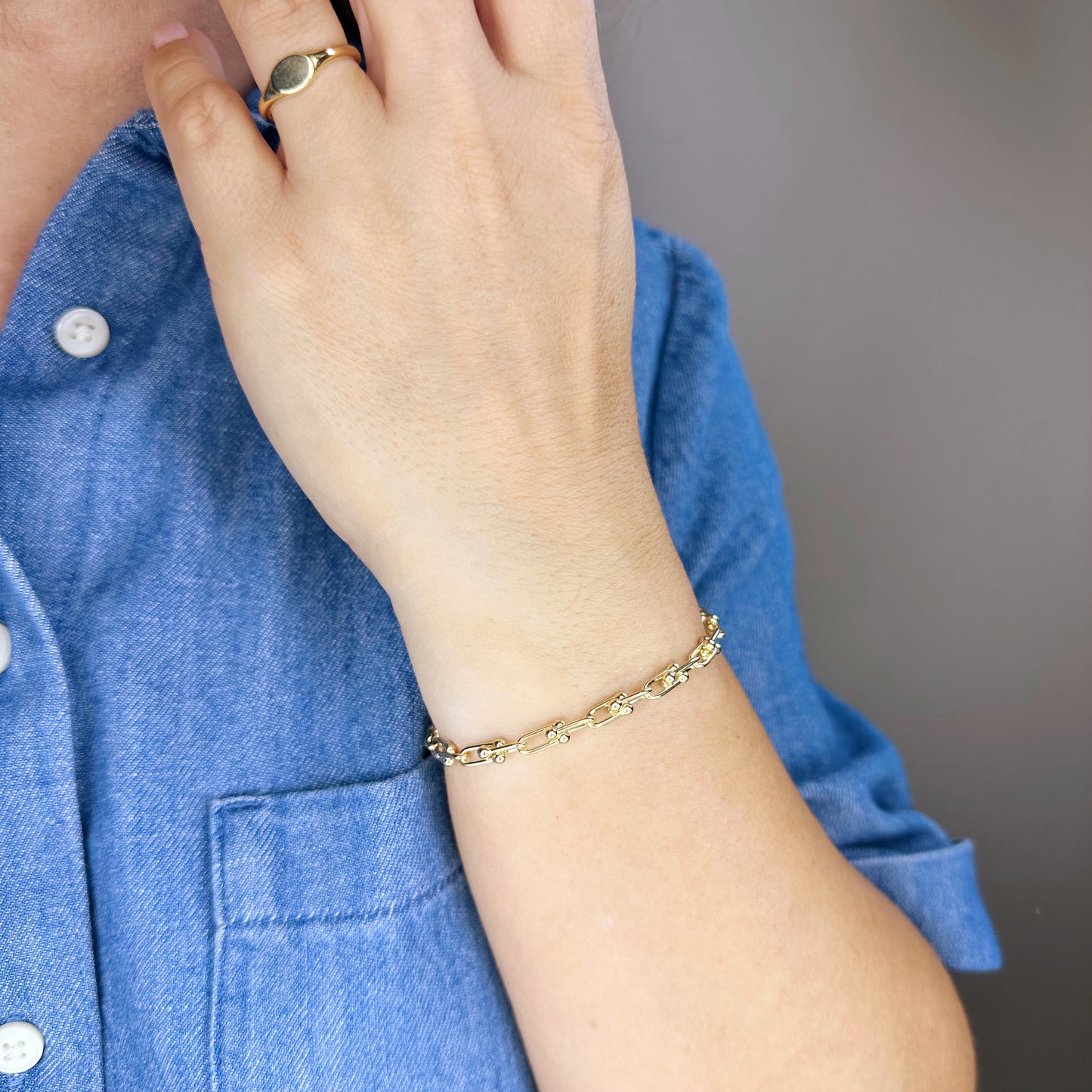 Bold Gold Chain Bracelet - The Statement Piece That Changes Everything