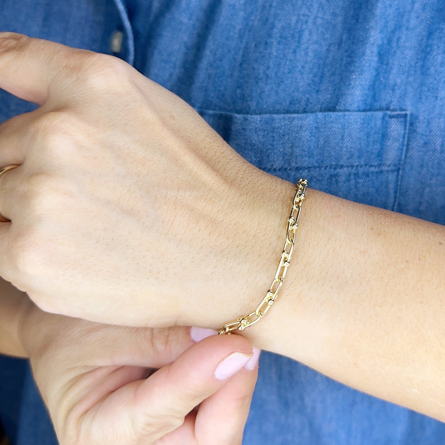 Bold Gold Chain Bracelet - The Statement Piece That Changes Everything
