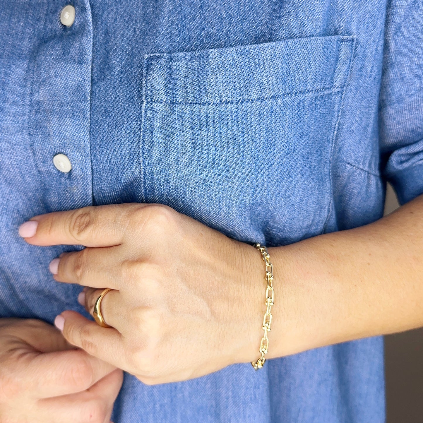 Bold Gold Chain Bracelet - The Statement Piece That Changes Everything