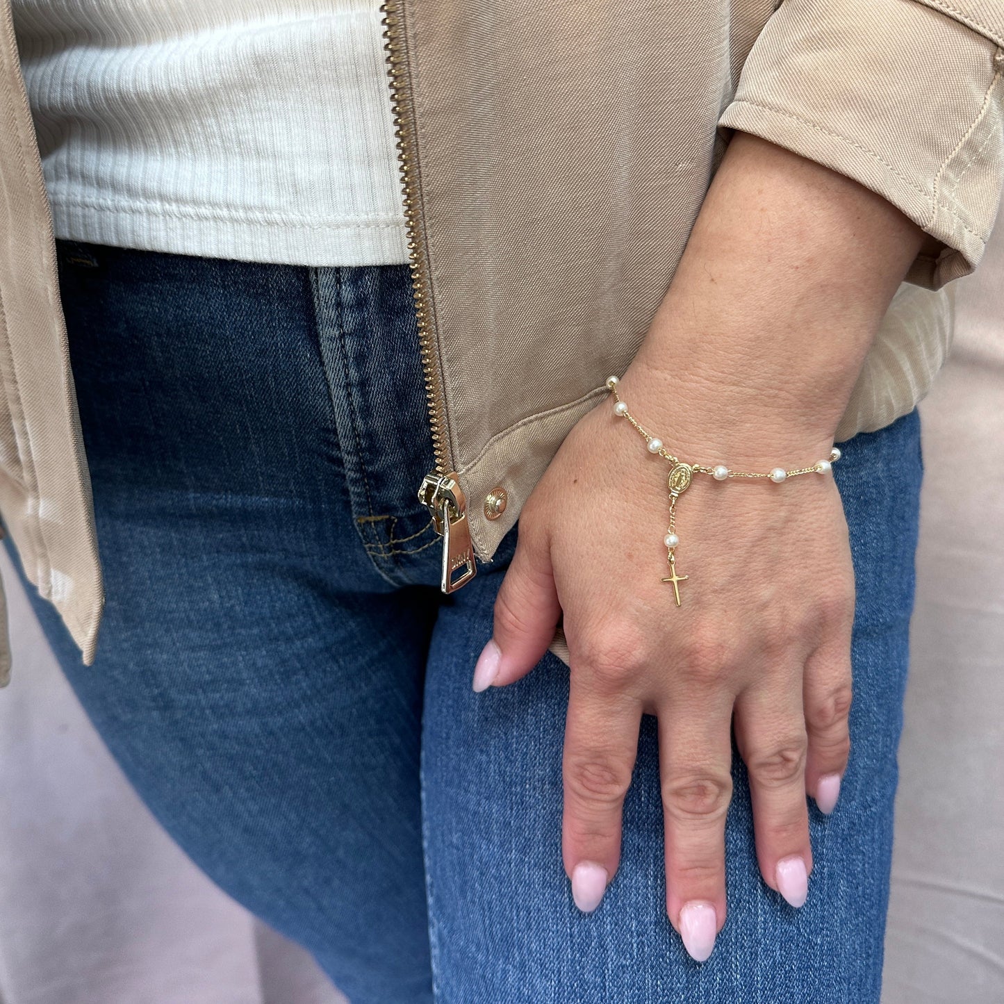 Pearl Rosary Bracelet for Women - Figaro Chain Religious Jewelry