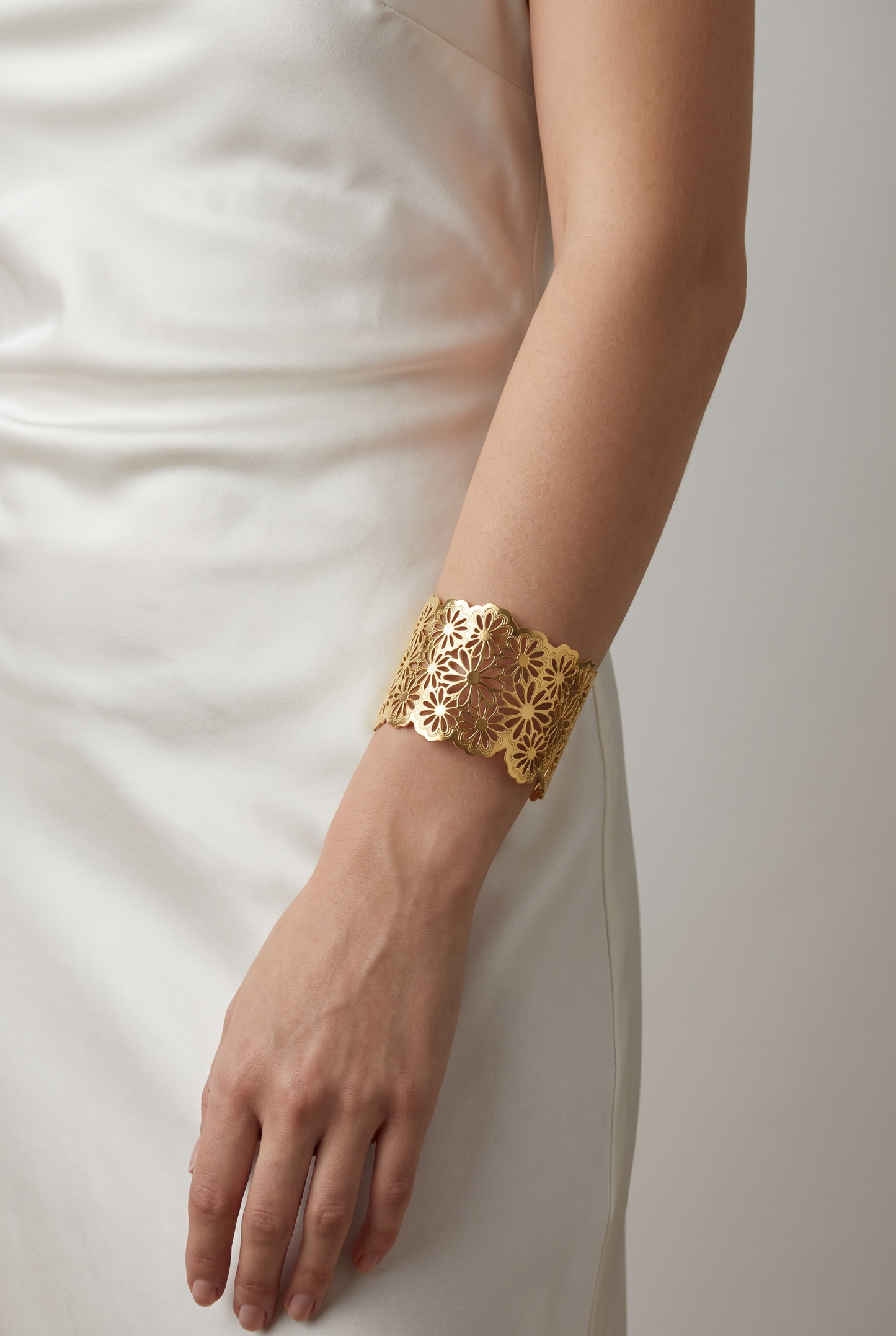Daisy Cuff