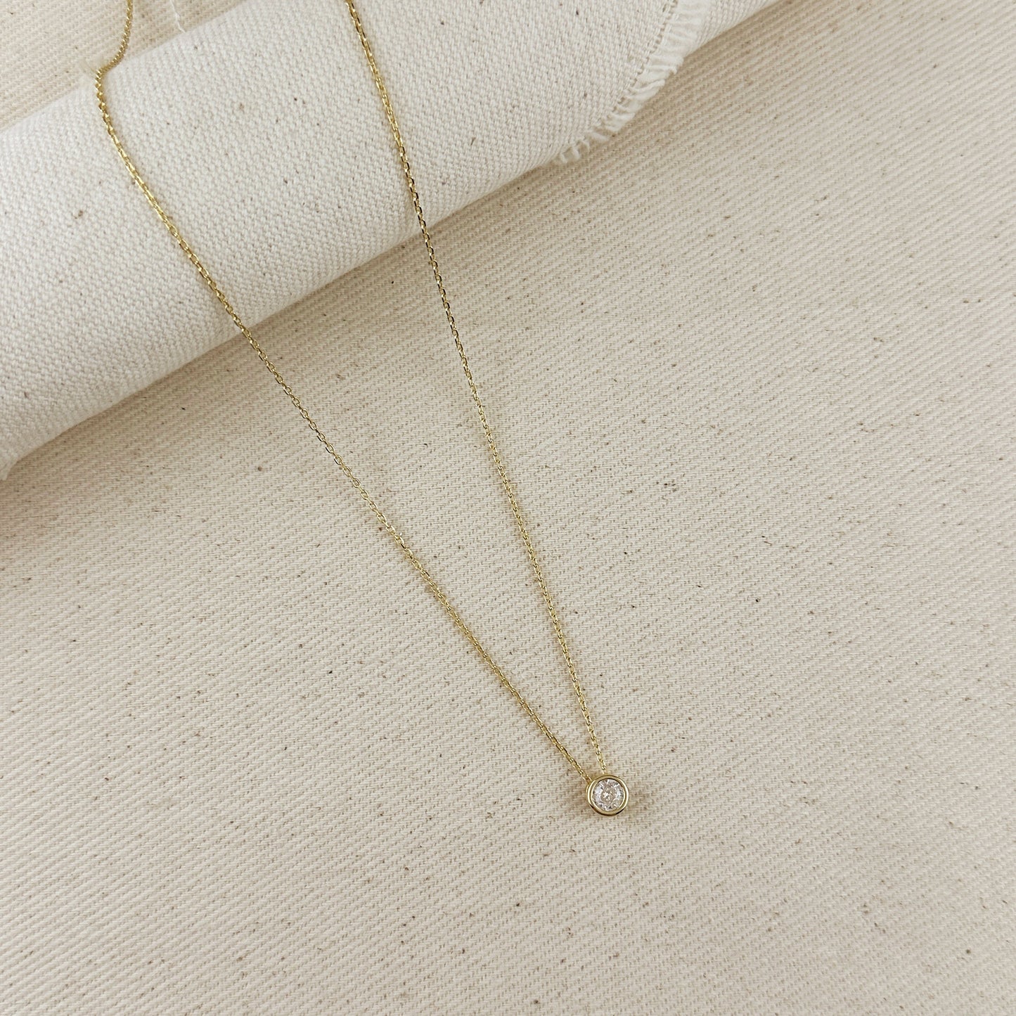 Solitaire CZ Necklace - Classic Diamond Alternative Pendant for Women