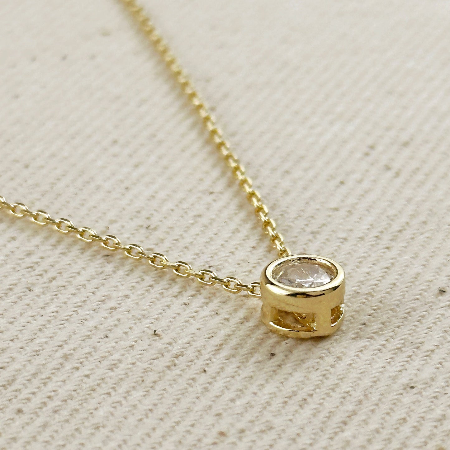 Solitaire CZ Necklace - Classic Diamond Alternative Pendant for Women