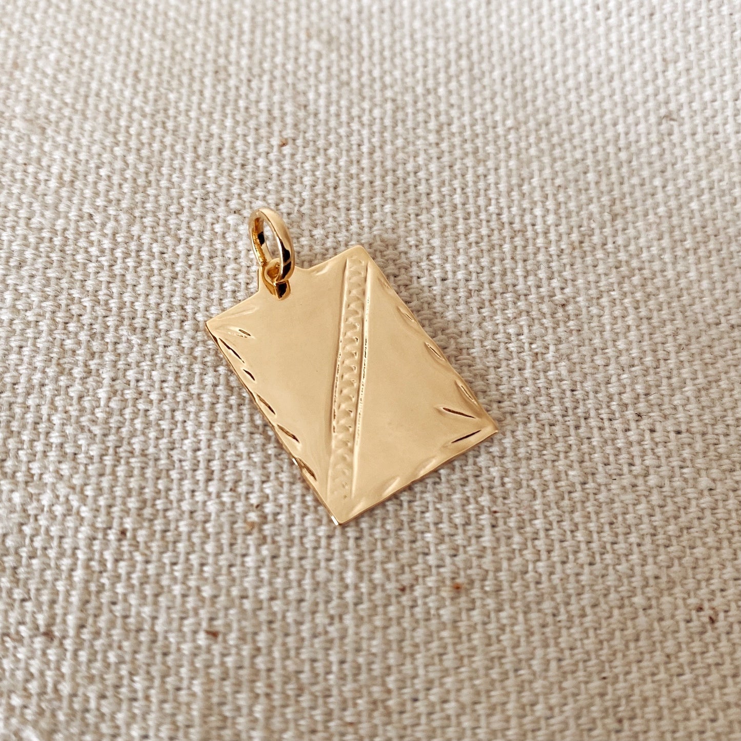 GoldFi 18k Gold Filled Tag Plate Pendant Featuring Diamond Cut Borders and Crossing Texture