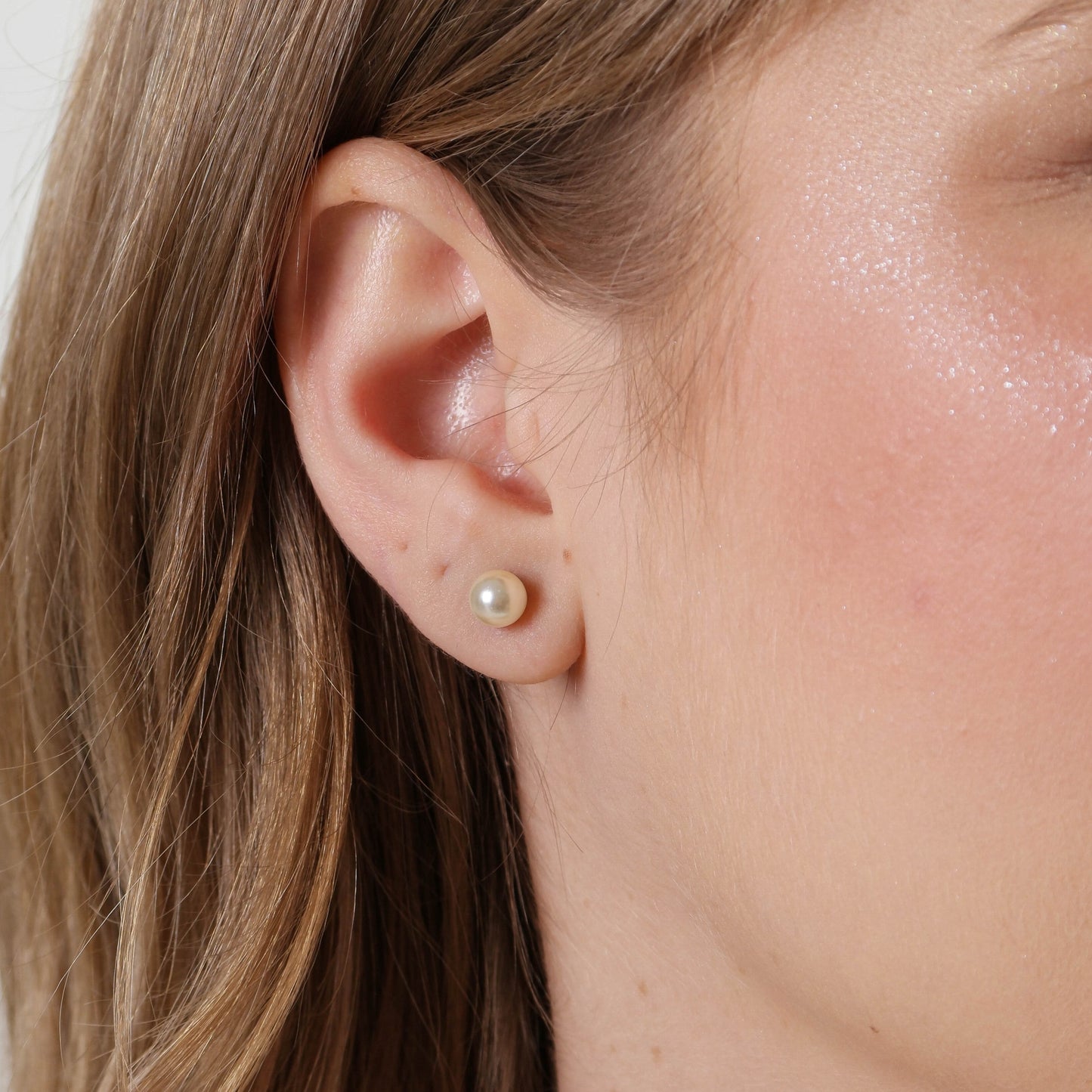 Pearl Stud Earrings for Women - 6mm Korean Pearl Studs