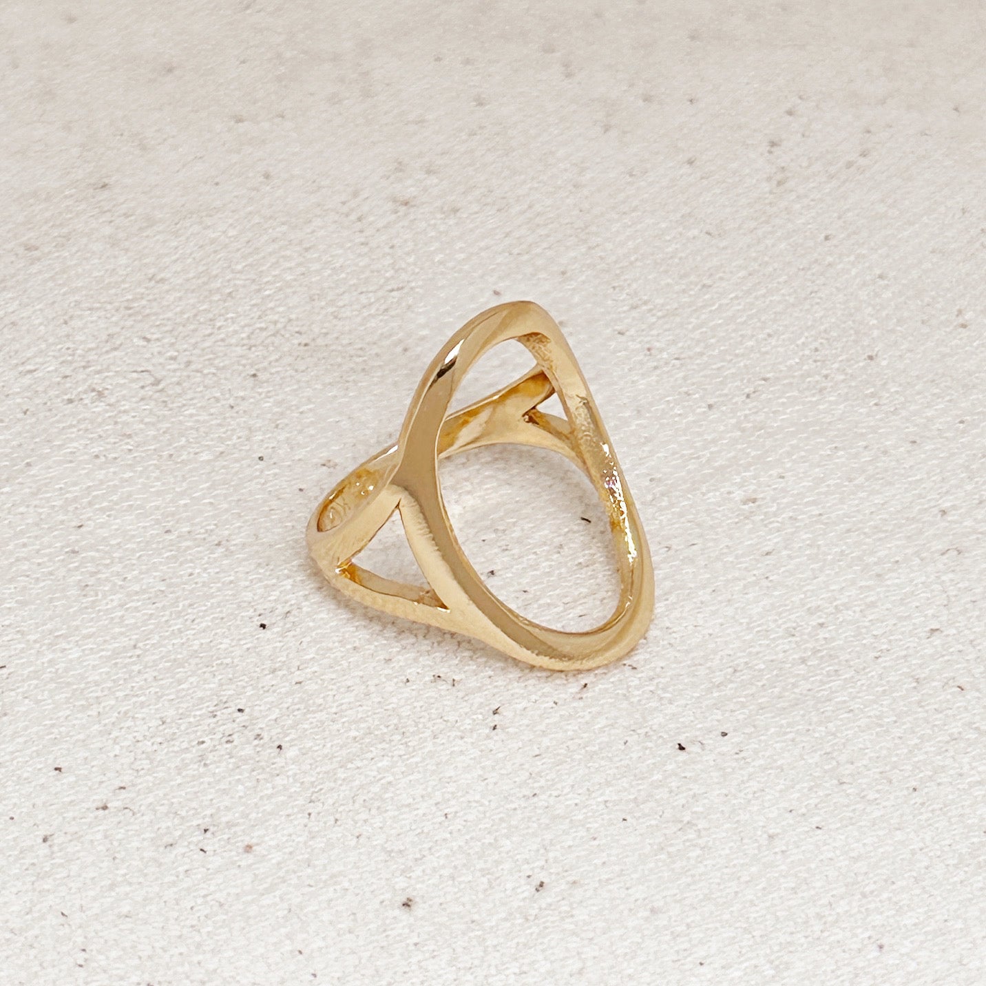 Oval Ring for Women - Geometric Statement Ring | Hypoallergenic Waterproof Jewelry
