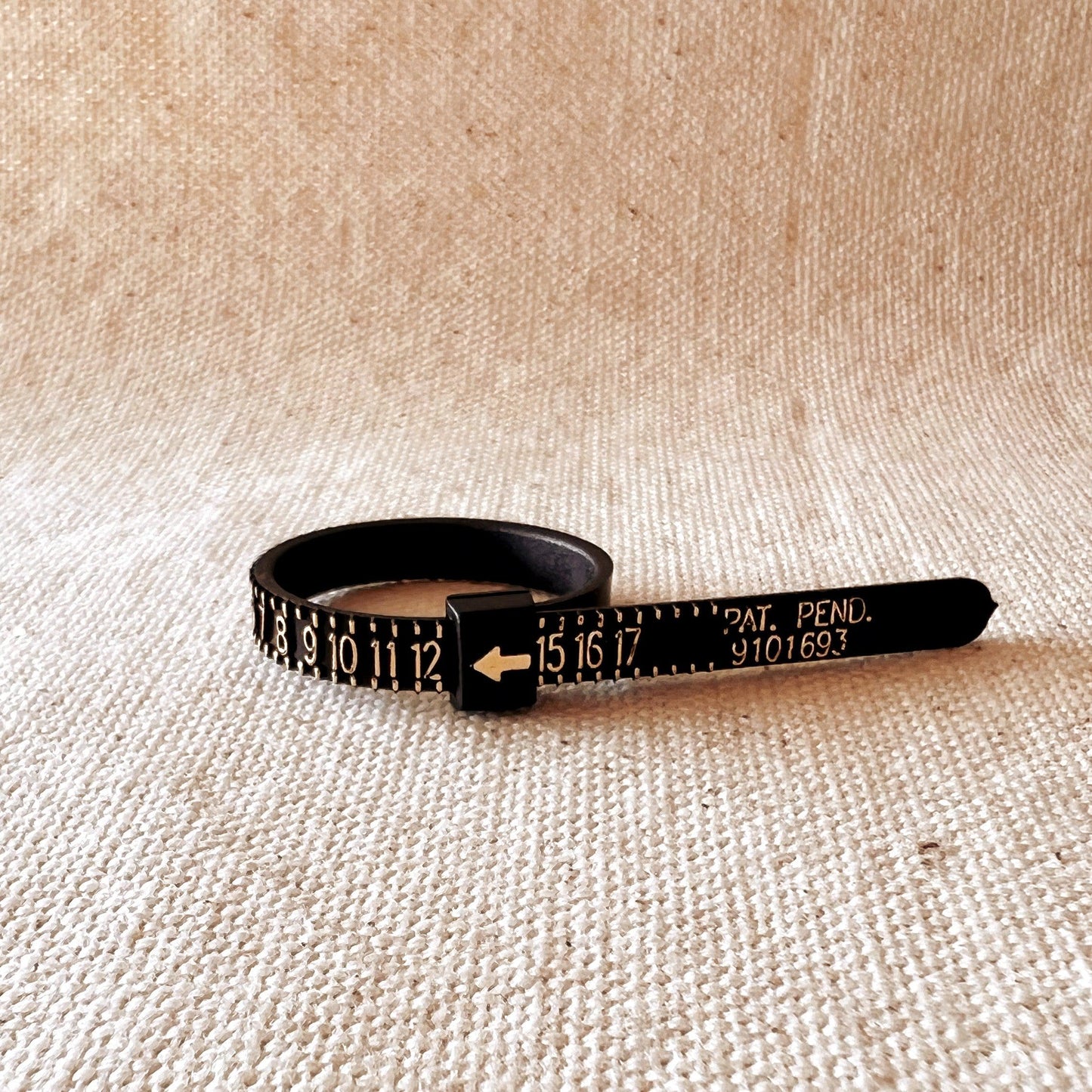 GoldFi Multi-Size Adjustable Finger Gauge