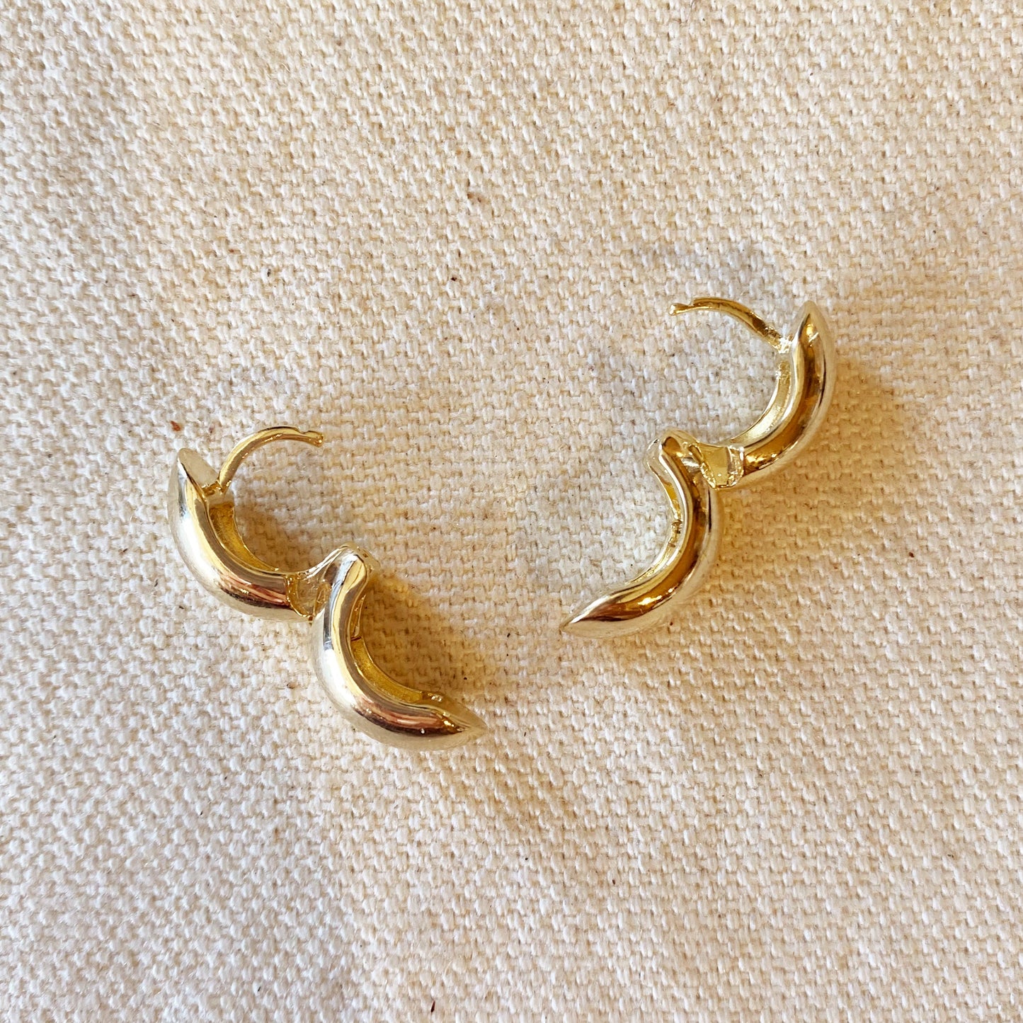 Chunky Huggie Hoop Earrings | Small Hoop Earrings for Women | Delicate Statement Hoops | Hypoallergenic Jewelry
