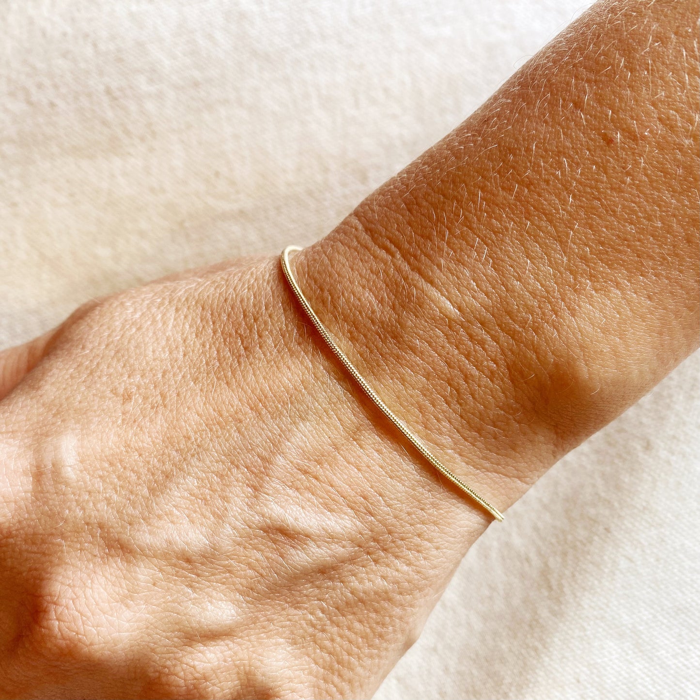 Simple Gold Chain Bracelet - Water-Resistant Hypoallergenic Jewelry