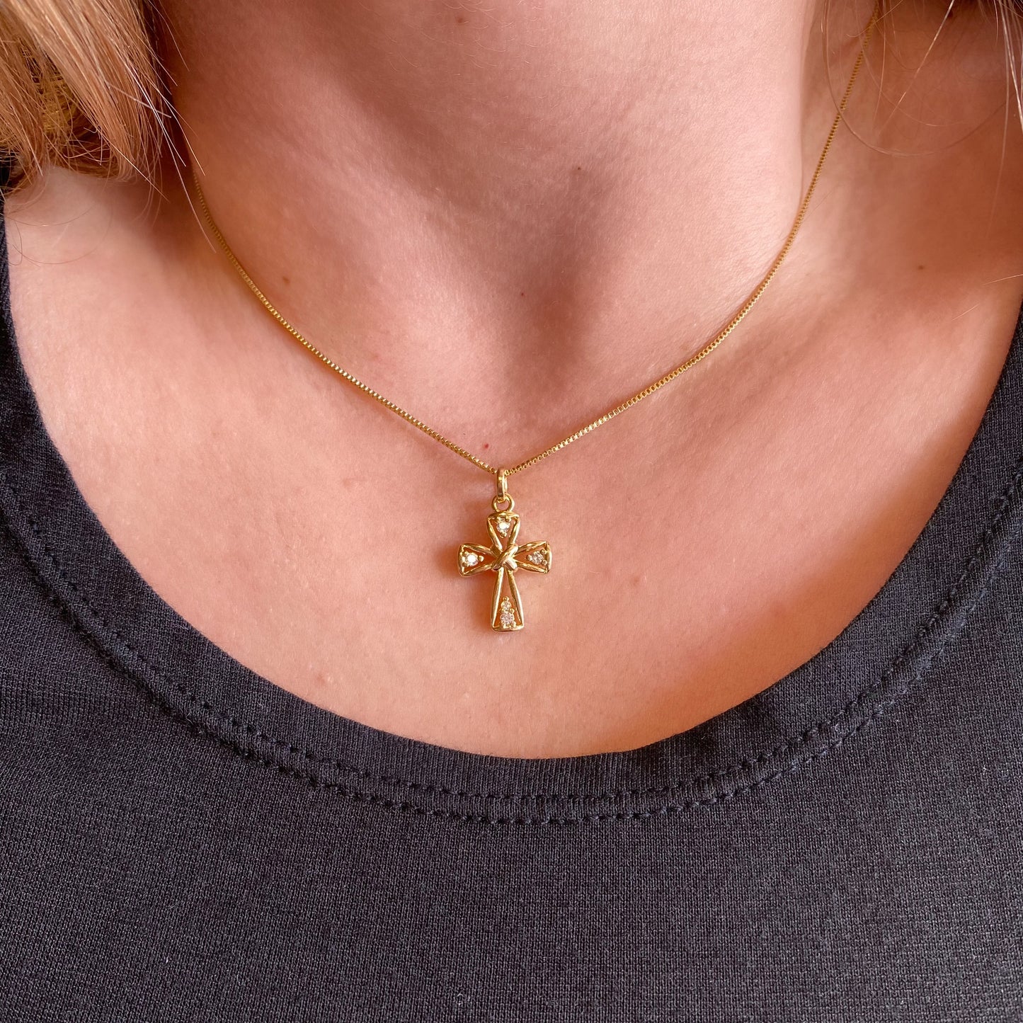 18k Gold Filled Cross With 4 Cubic Zirconia Stones