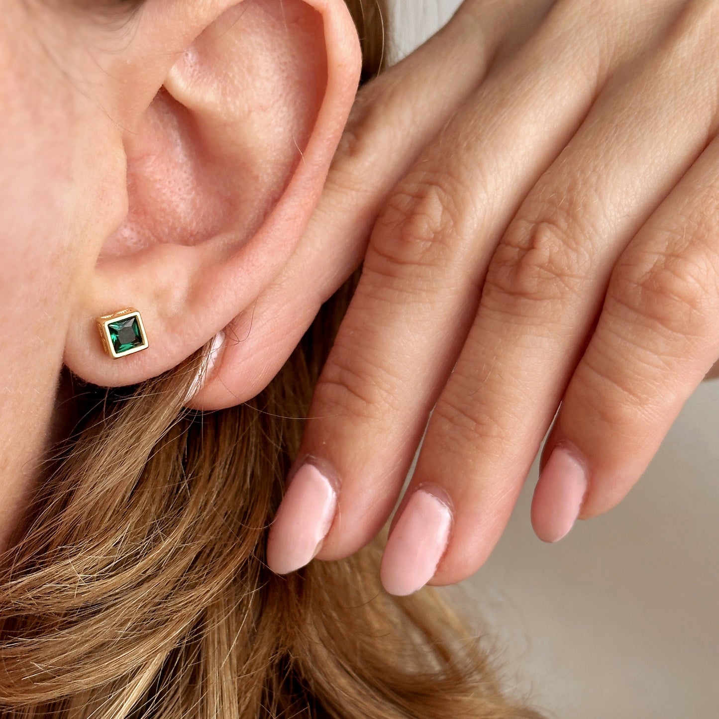 18k Gold Filled Colored Square Stud Earring With Detailed Bezel