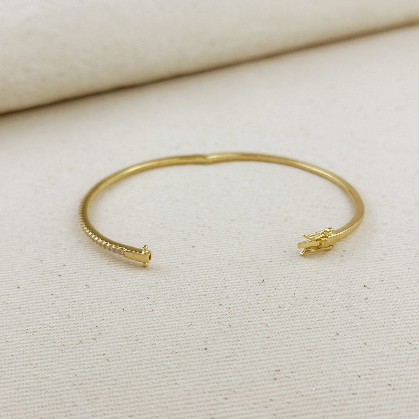 18k Gold Filled Thin Line CZ Bangle Bracelet