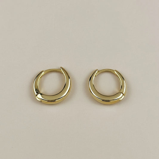 British Closure Clicker Hoop Earrings - Finally, Hoops That's a Breeze to Put On.