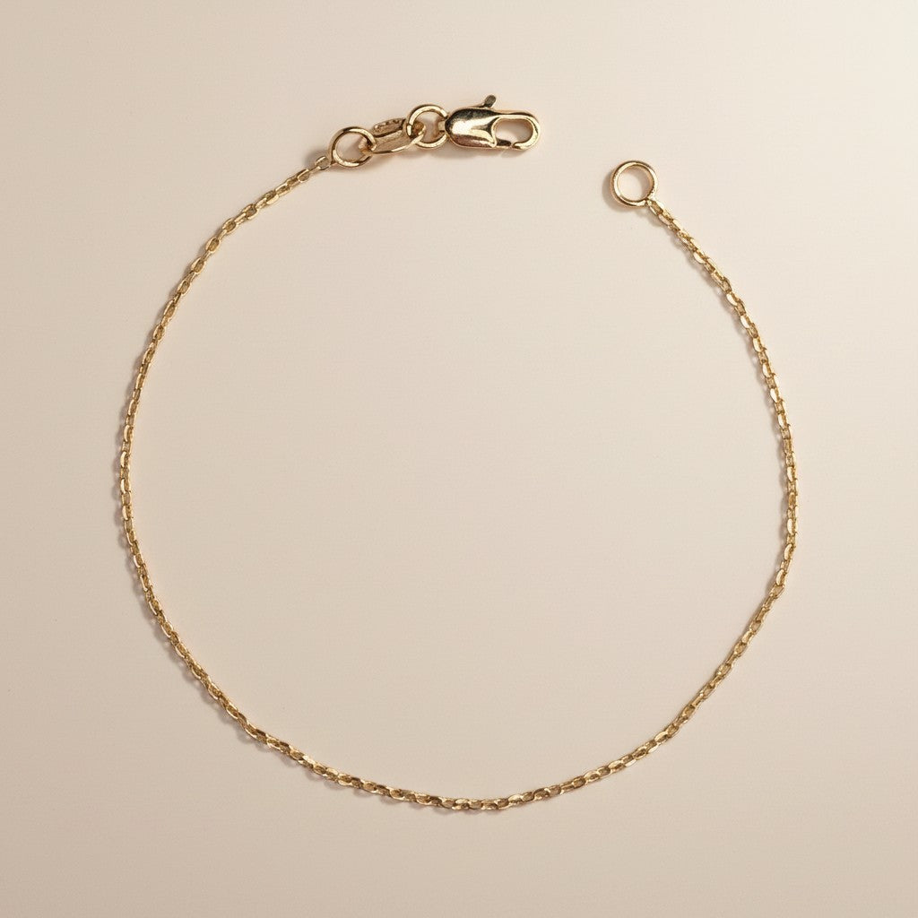 ✨ 18k Gold Filled 0.9mm Cable Chain Bracelet — The Finest Link. The Most Essential Wrist.