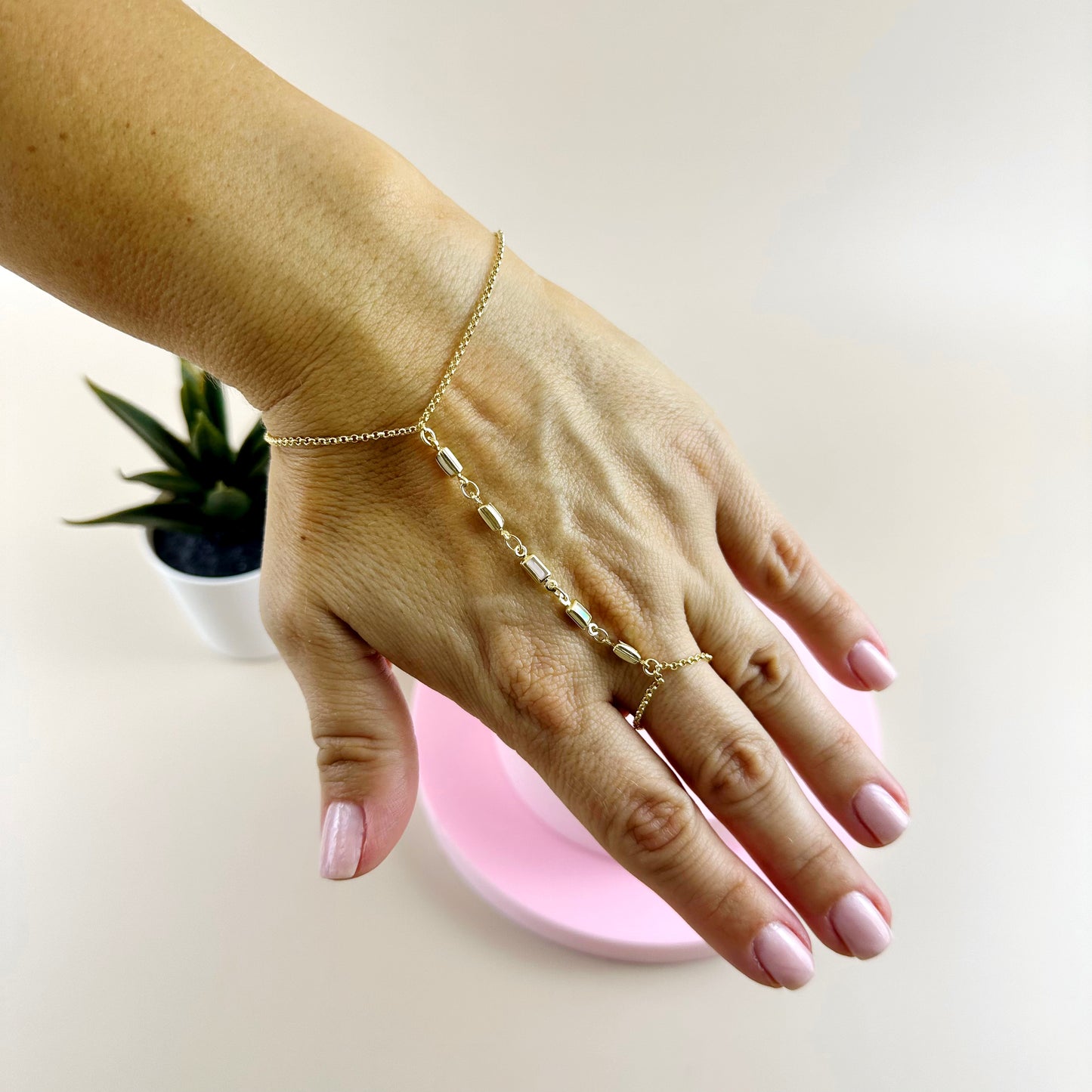 18k Gold Filled Mother of Pearl Hand Chain