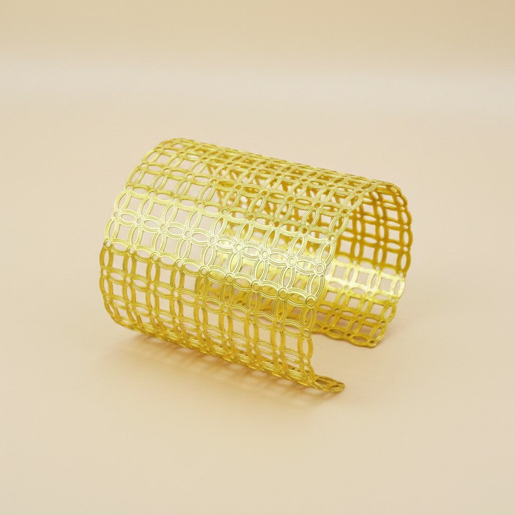 Squared Pattern Cuff