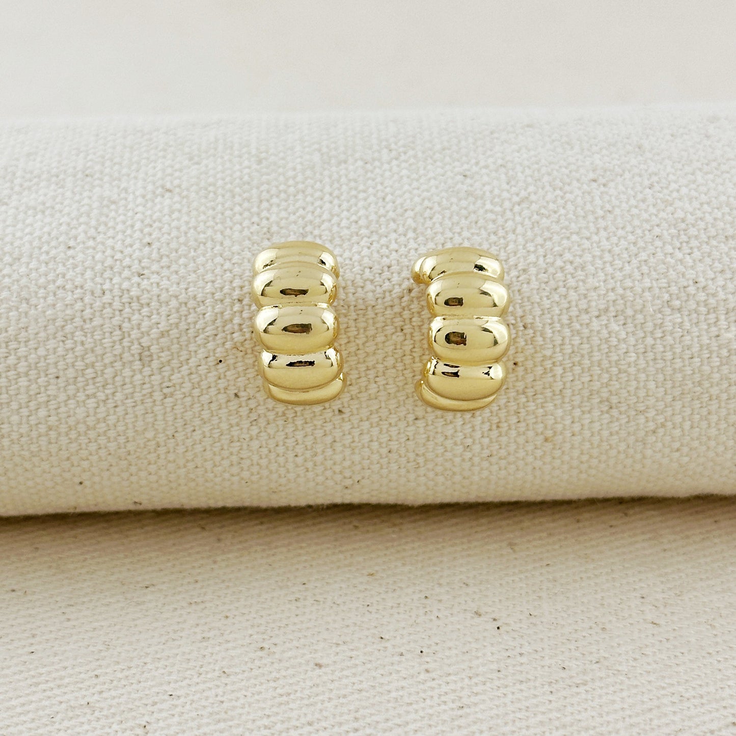 18k Gold Filled Scalloped C-Hoop Earrings