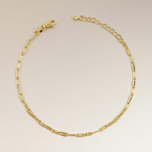 18k Gold Filled Textured Bar Link Anklet — The Ankle Detail That Changes the Whole Look