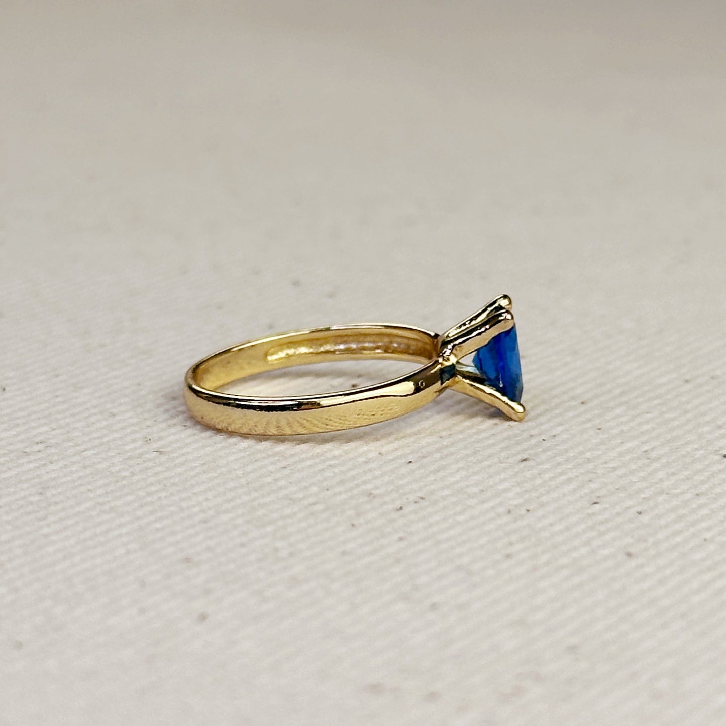 18k Gold Filled Royal Blue Solitaire Ring