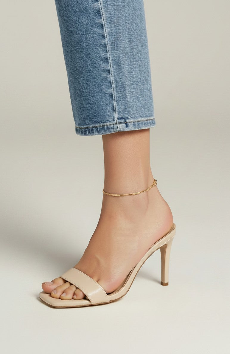 ✨ 18k Gold Filled Pressed Detail Chain Anklet — Every Link Tells the Story. The Most Textured Ankle.