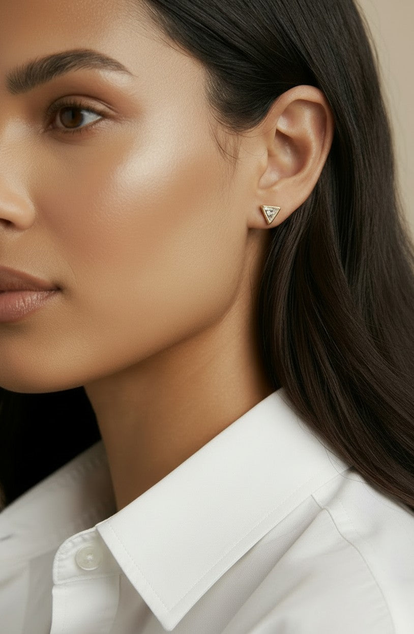 ✨ 18k Gold Filled Triangle CZ Stud Earrings — One Stone. The Perfect Center. The Most Precise Geometry.