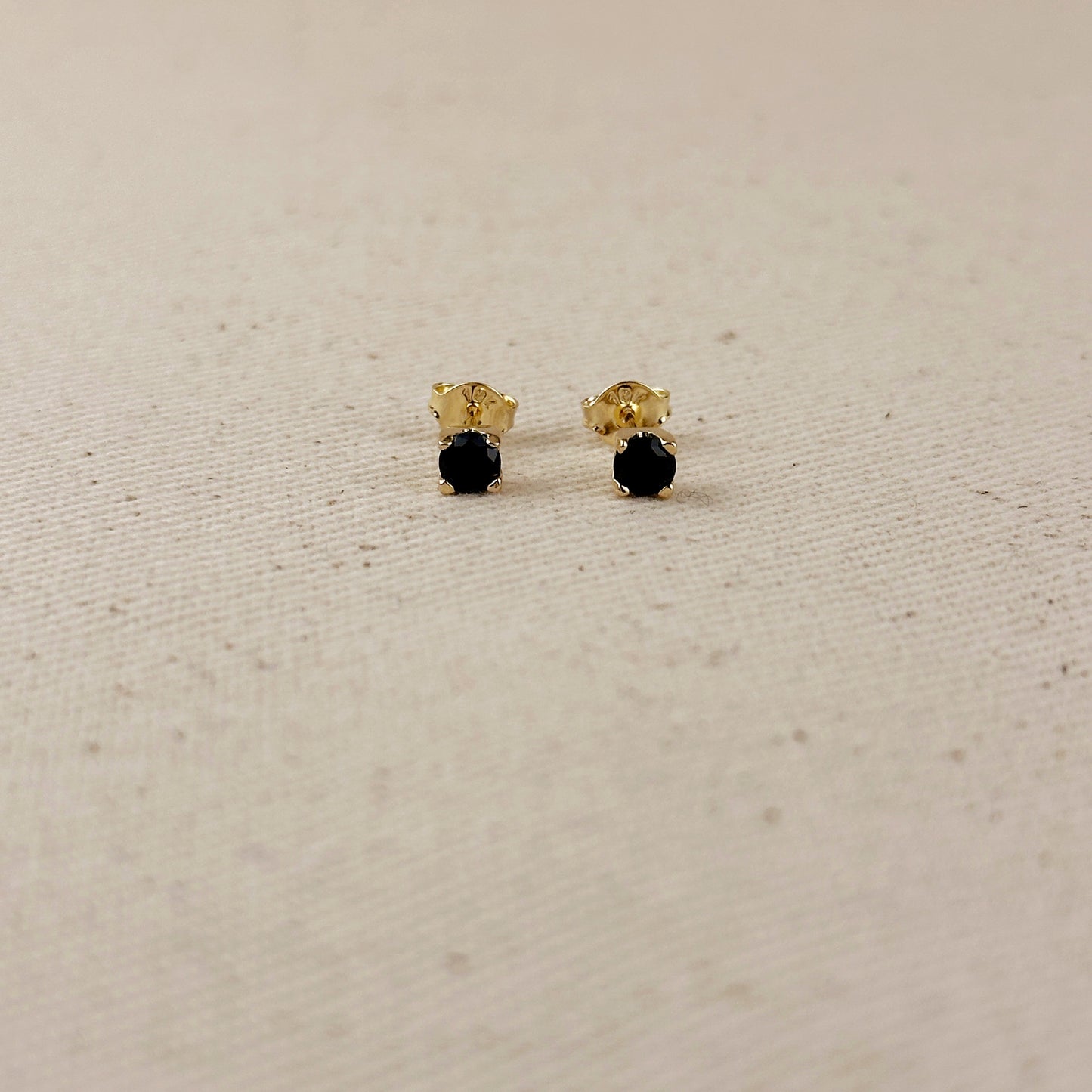 18k Gold Filled Prong 4mm Colored Cubic Zirconia Stud Earrings