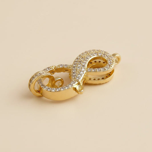 ✨18k Gold Filled Pavé CZ Infinity Clasp — The Closure That Becomes the Statement.