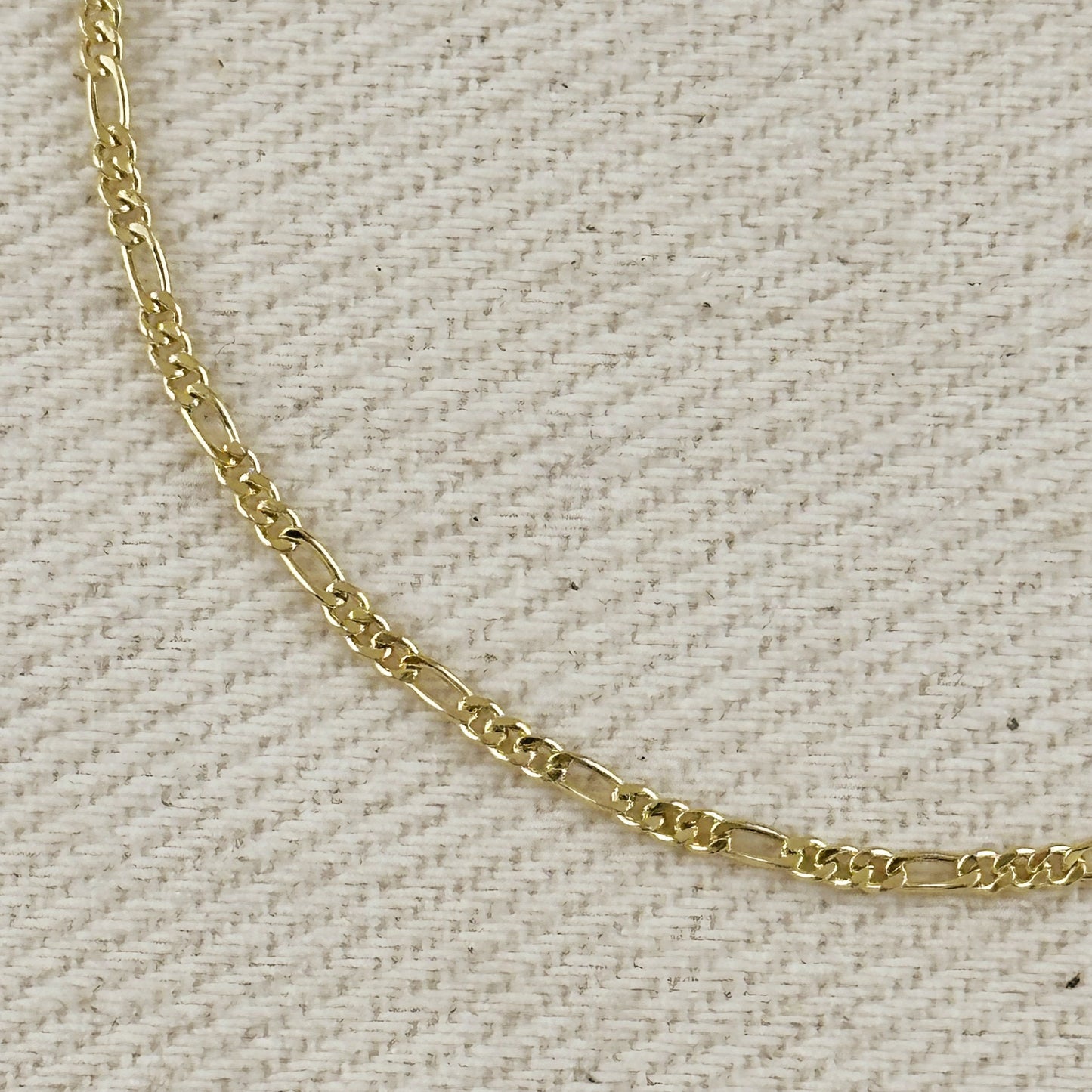 18k Gold Filled Rounded Figaro Chain Bracelet