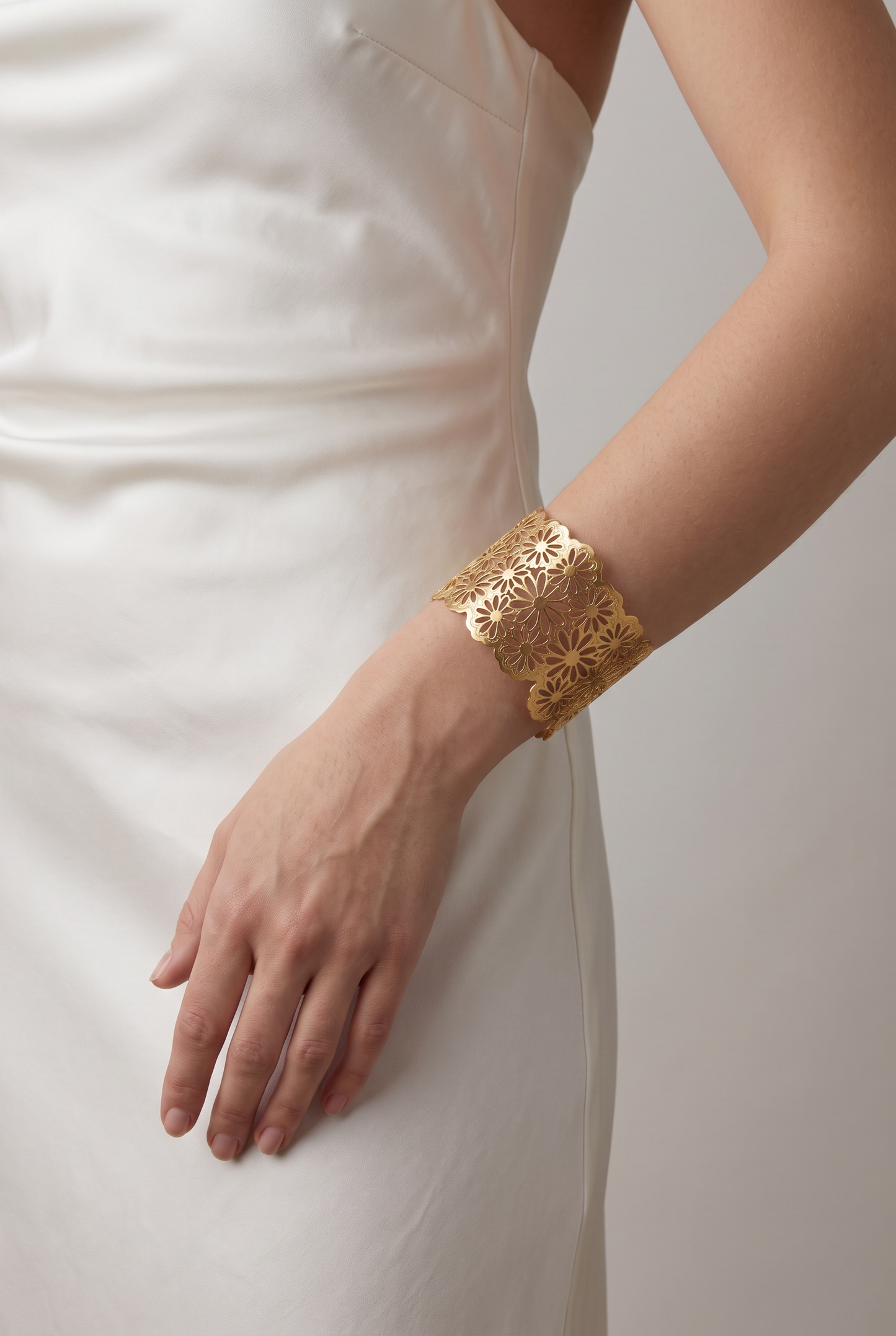 Daisy Cuff