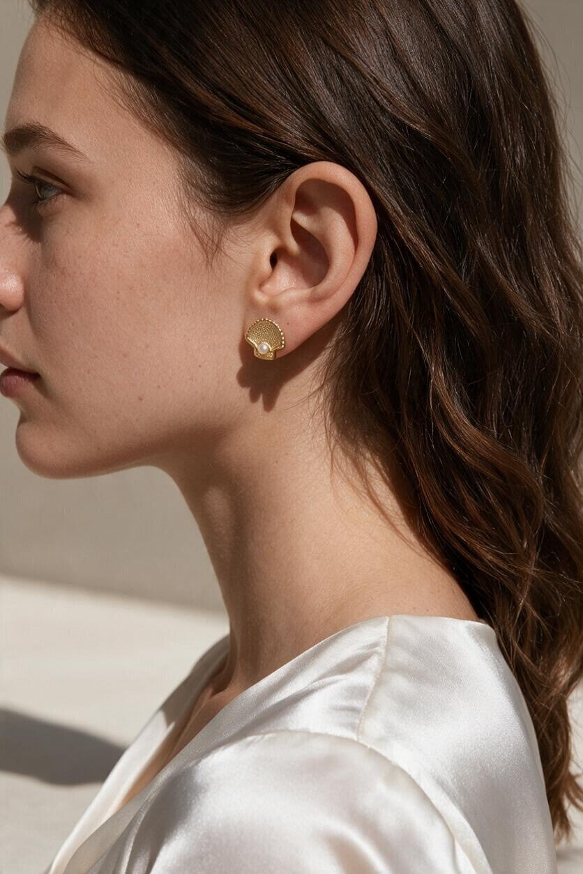 🐚 18k Gold Filled Scalloped Shell &amp; Pearl Stud Earrings — Finely Textured. Pearl Nestled. A Little Bit of Coast at the Lobe.