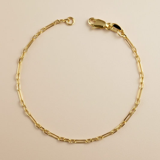 ✨ 18k Gold Filled 2.1mm 3x1 Paperclip Bracelet — The Wrist That Whispers.