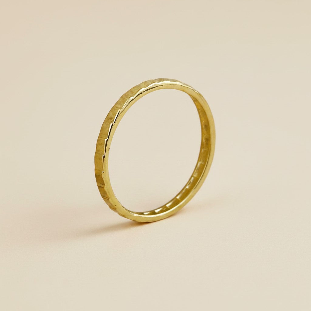 ✨ 18k Gold Filled 2mm Diamond Cut Band Ring — Delicate. Faceted. The Perfect Stacking Layer.