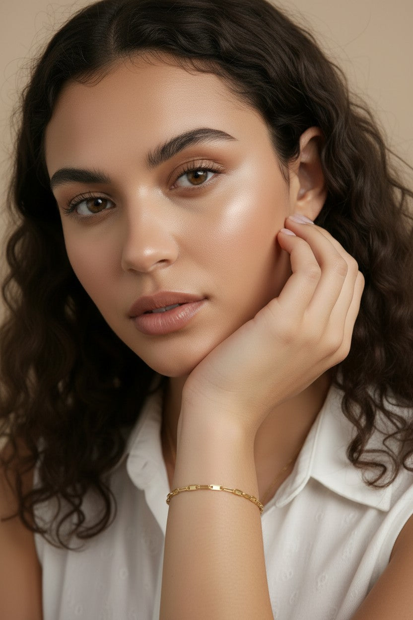18k Gold Filled Textured Bar Link Bracelet — Architecture at the Wrist. Gold That Earns a Closer Look.