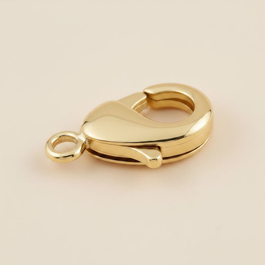✨ 18k Gold Filled Lobster Clasp — The Polished Closure for Every Handmade Piece.