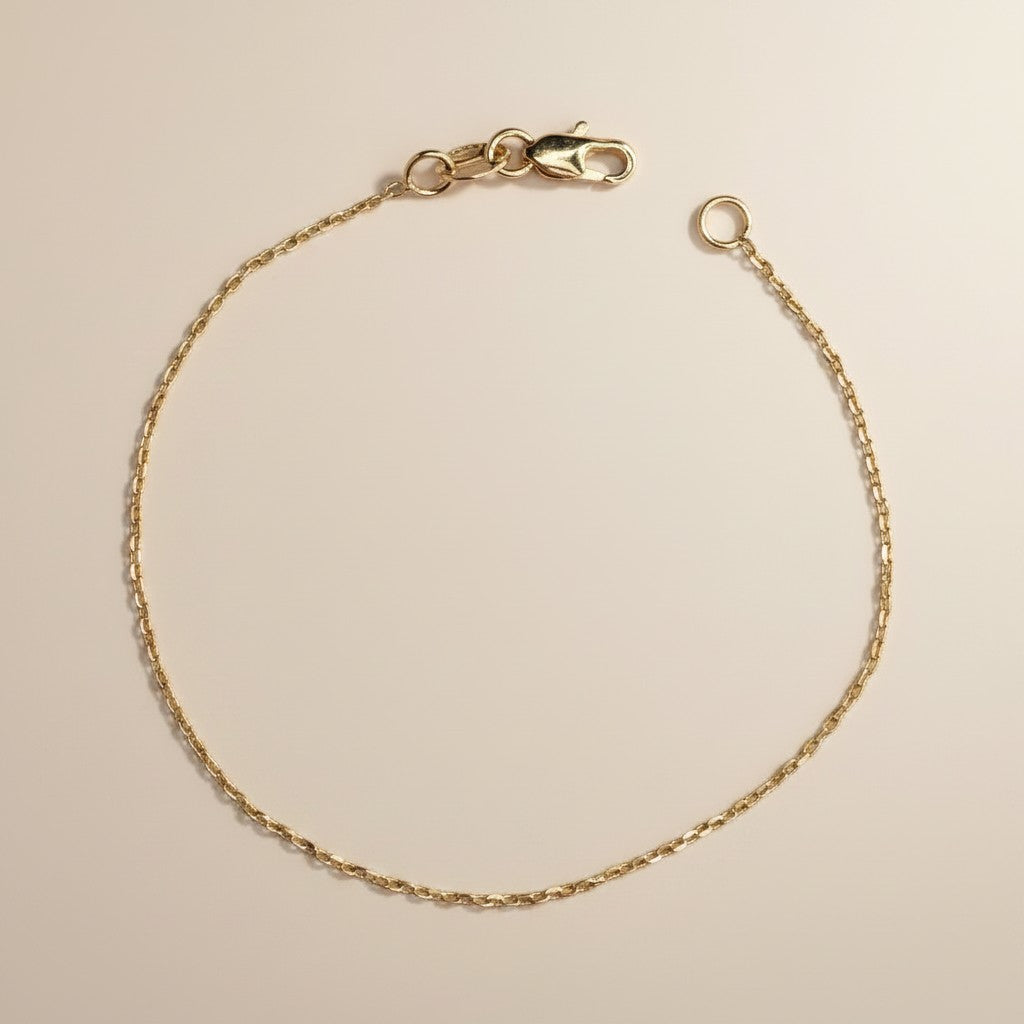 ✨ 18k Gold Filled 0.9mm Cable Chain Bracelet — The Finest Link. The Most Essential Wrist.