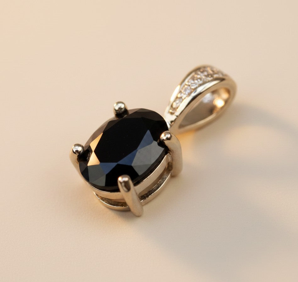 ⚫ 18k Gold Filled Black Oval CZ Pendant — Deep. Graphic. Worn Alone or Alongside.