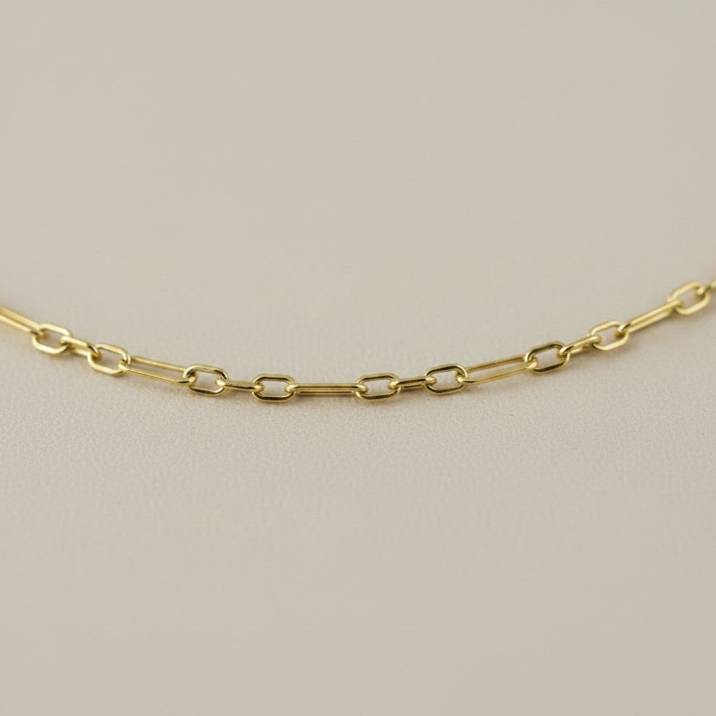✨ 18k Gold Filled 2.1mm 3x1 Paperclip Necklace — The Pattern, Refined. The Look, Elevated.