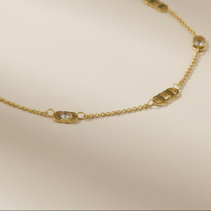 ✨ 18k Gold Filled Rectangular Plate &CZ Anklet — The Same Sleek Architecture. Now at the Ankle.
