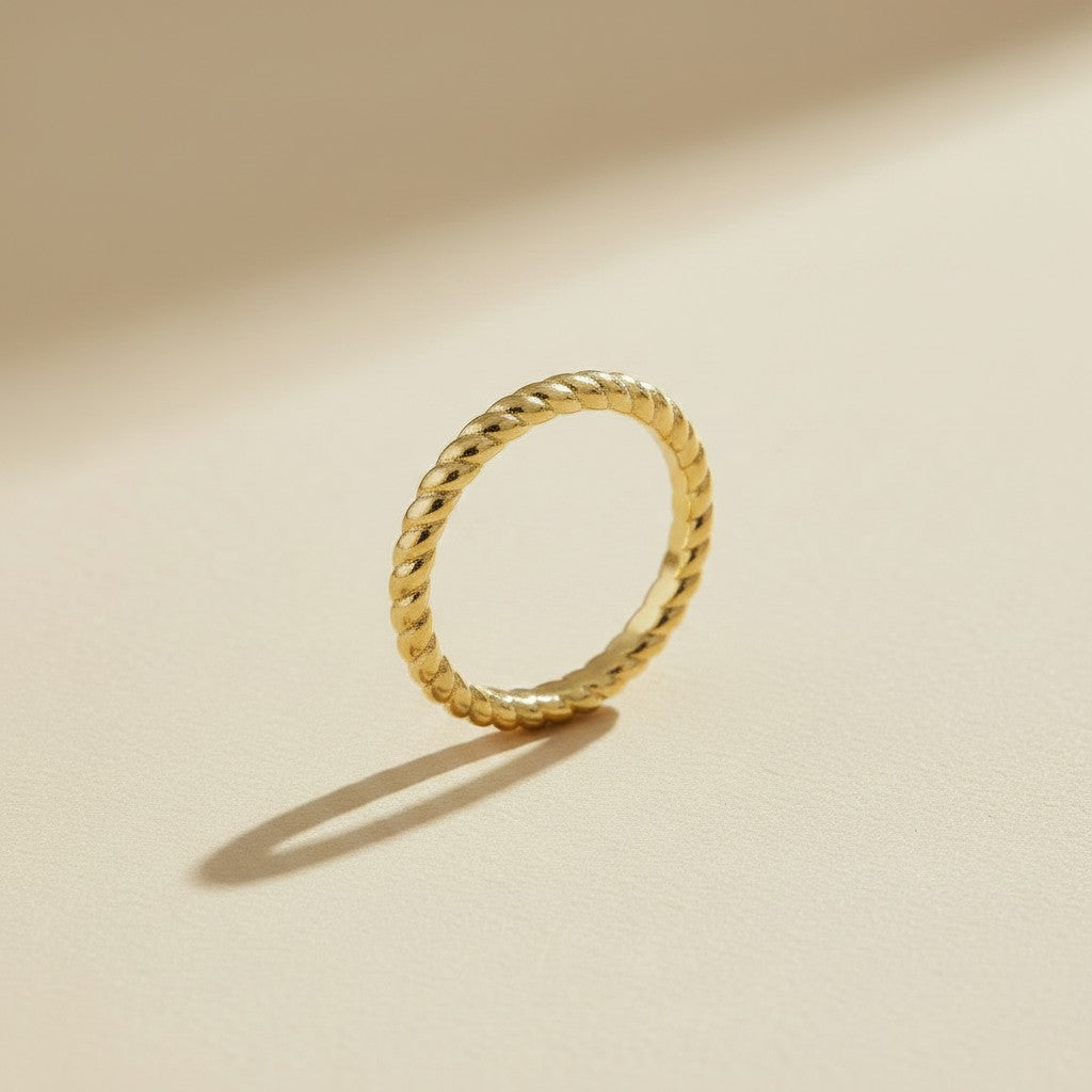 ✨ 18k Gold Filled Twisted Band Ring — The Rope Twist, Scaled to Its Most Elegant Width.