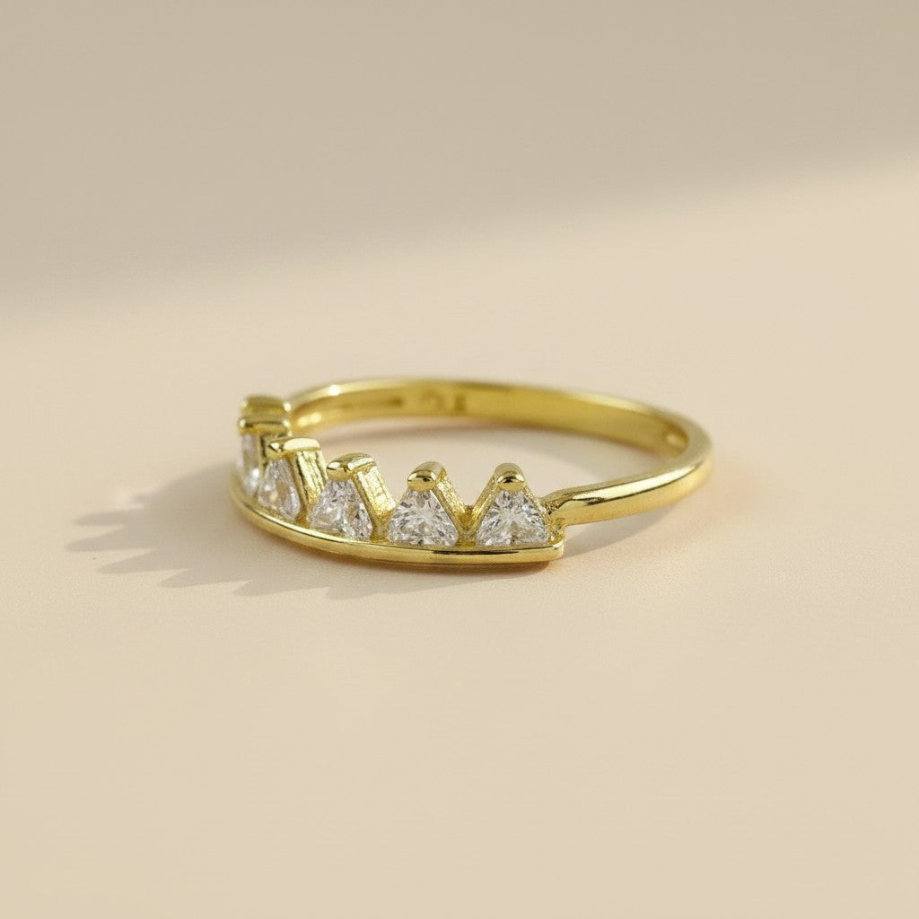 👑 18k Gold Filled Crown CZ Ring — A Tiara for the Finger. Regal, Refined, Entirely Yours.