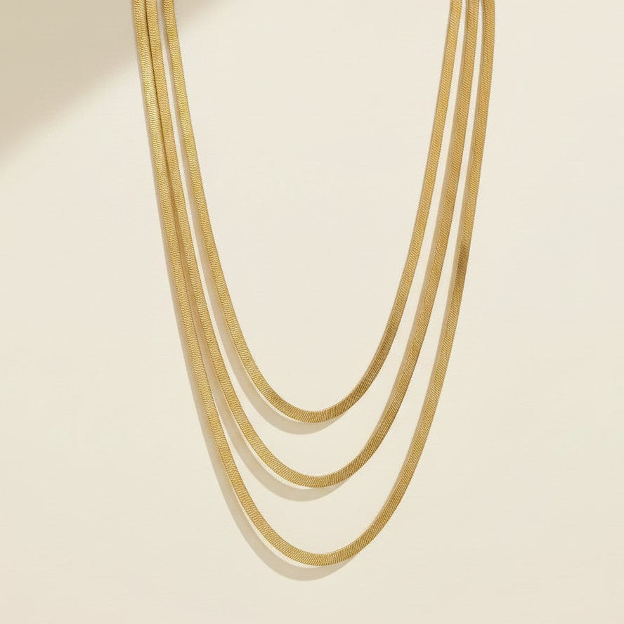 ✨ 18k Gold Filled 4mm Herringbone Chain — The Flattest. The Most Fluid. The Most Luxurious Drape at the Neckline.